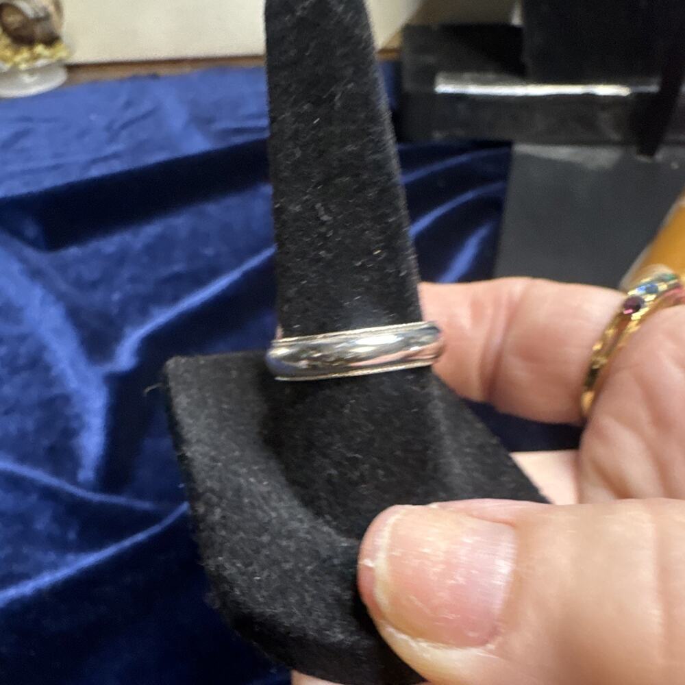 SETA 925 Sterling Silver Silver Tone Band Ring Signed No Stone Size 7